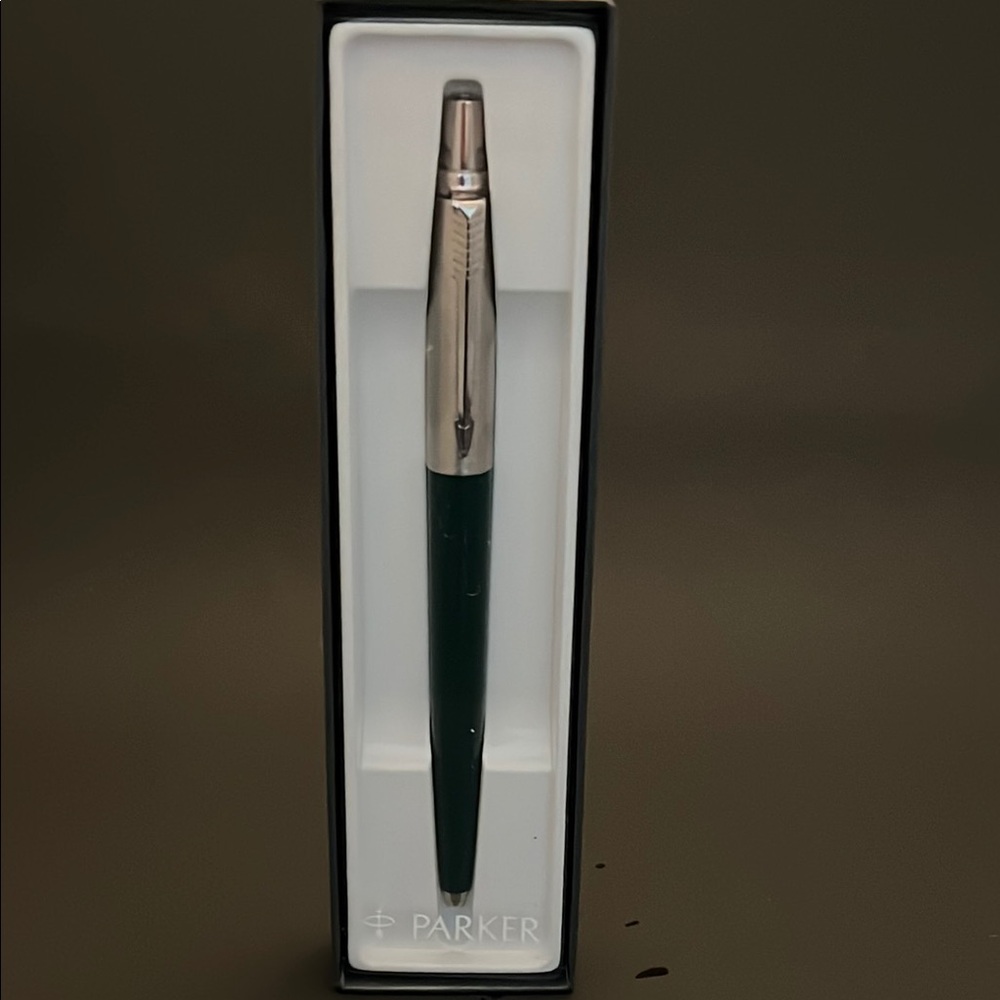 *NIB* Vintage Parker Jotter Pen- Green/Silver